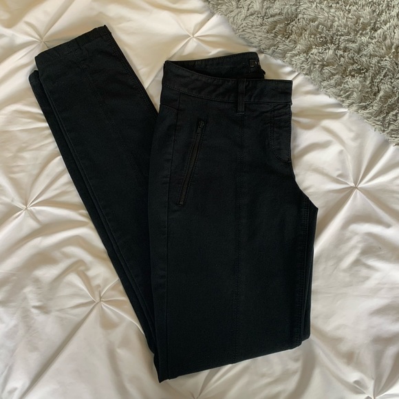 Theory Bi-Stretch Seamed Skinny Moto Trouser - Picture 2 of 6